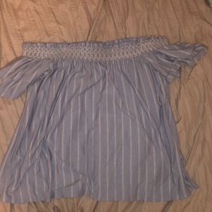 American eagle off the shoulder shirt